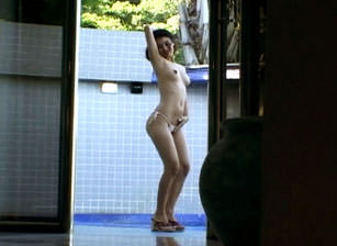 Peeping Tom #31, Scene #01