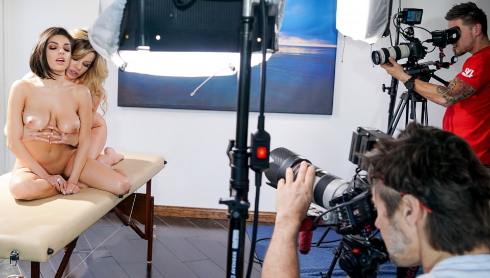 Busting Out: BTS Featurette - Adriana Sephora & Darcie Dolce Busting Out: BTS Featurette - Adriana Sephora & Darcie Dolce
